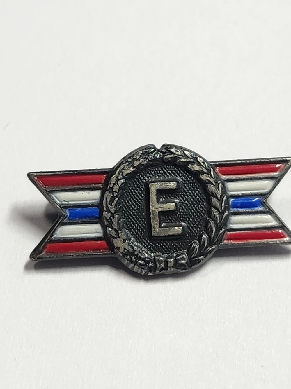 Vintage WWII Metal E Army-Navy Production Award Military Lapel Pin Sterling